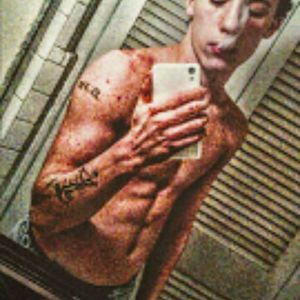 Meet your Posher, Ryann